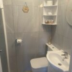 Room 4 Shower En-suite